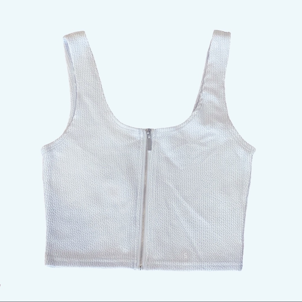 Zipper Tank - Picture 2 of 3